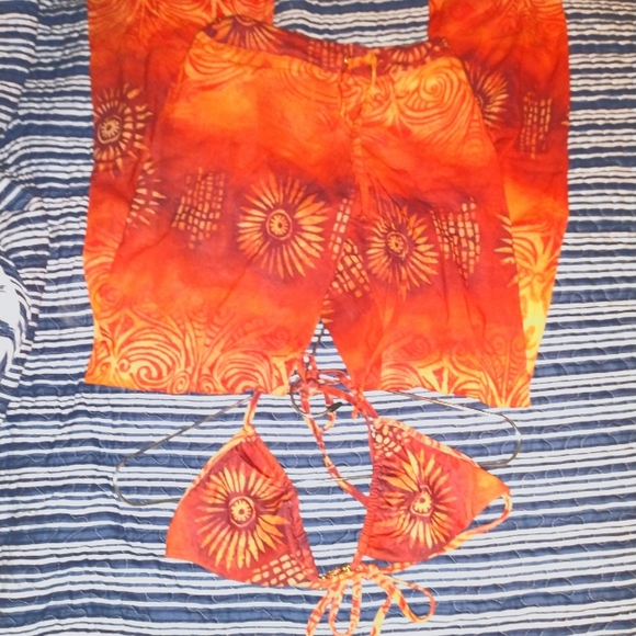 SUMMER BATHING SUITE SET PANTS & BATHING SUITE TOP - Picture 2 of 8